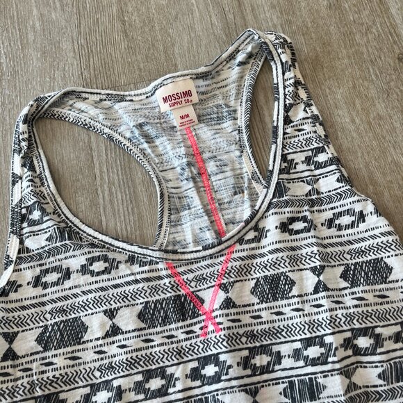 Womens Bundle of 2 Racerback Casual Tank Tops - M - Picture 3 of 9